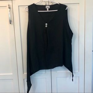 Black linen asymmetrical top 1x